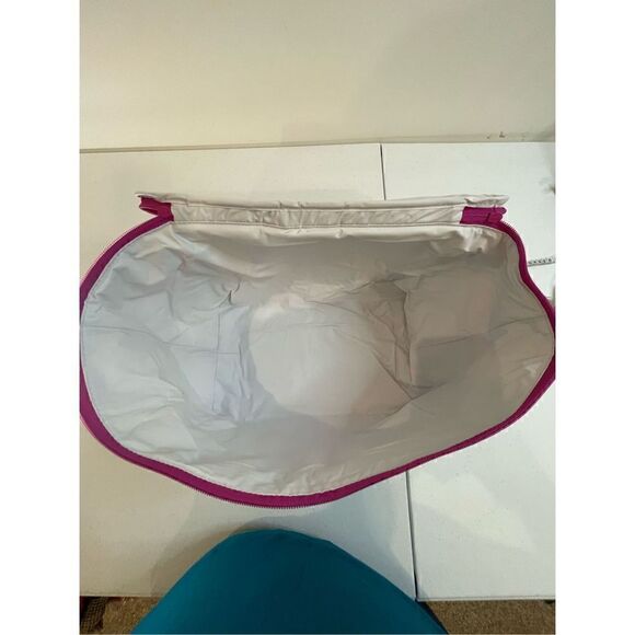 Floral NWT insulated bag pink large by Arcadia - Picture 6 of 7